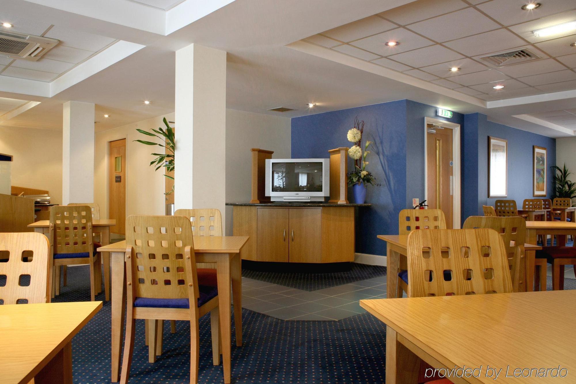 Holiday Inn Express Aberdeen City Centre, An Ihg Hotel Εστιατόριο φωτογραφία